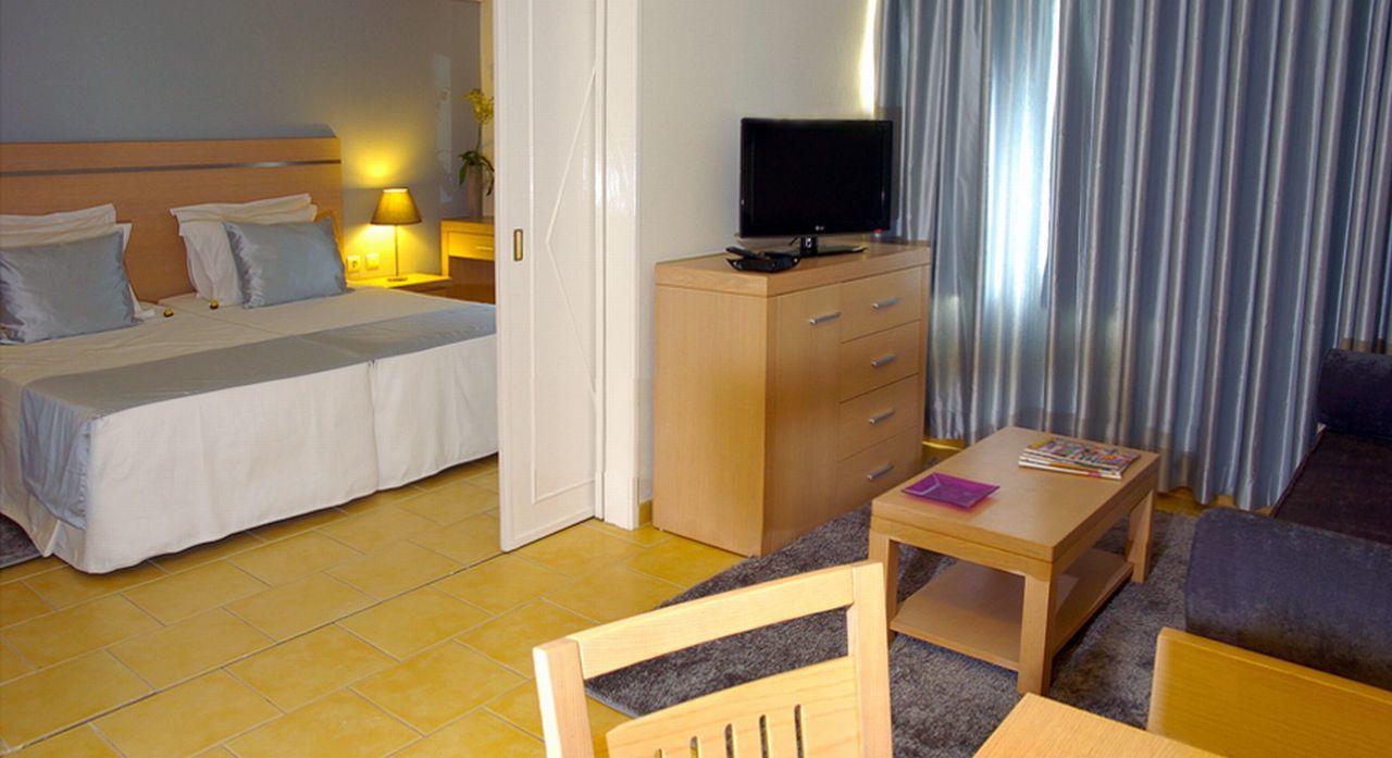 Urban Hotel Santa Eulalia Albufeira Bagian luar foto